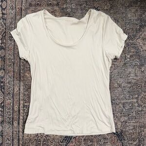 Tahari Cream Short Sleeve Tee
